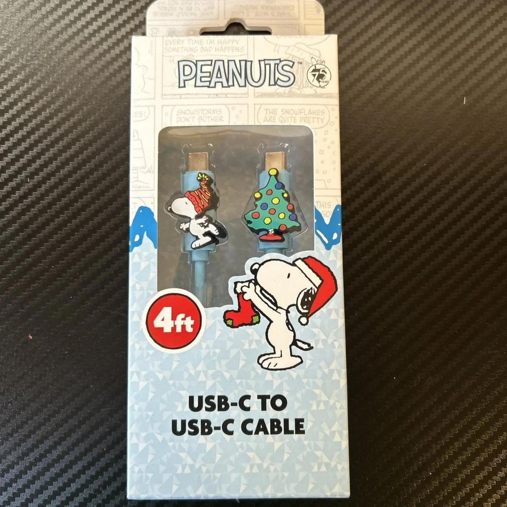 Peanuts Snoopy USB C To USB C Cable 4‎ Ft Christmas Holiday Charging Cord TREE